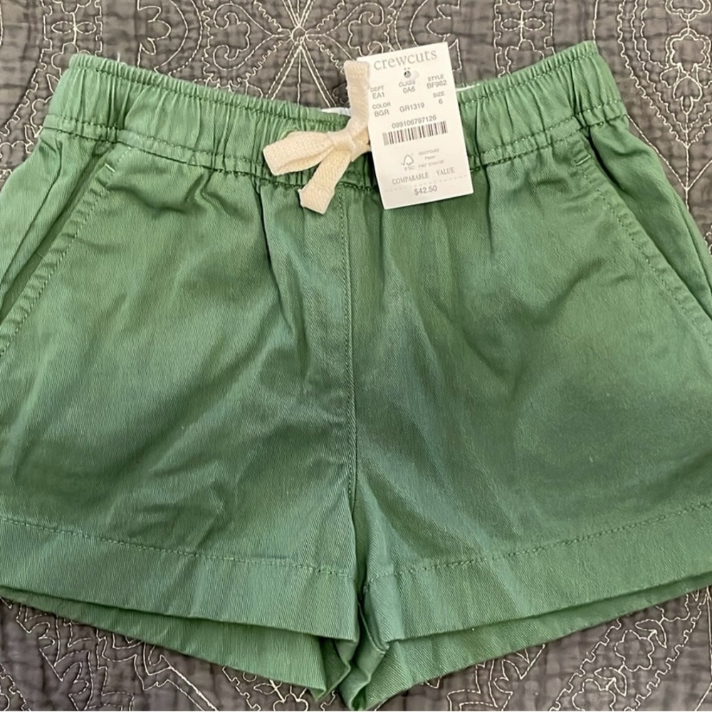 NWT Crewcuts Factory Green Girls Shorts size 6
